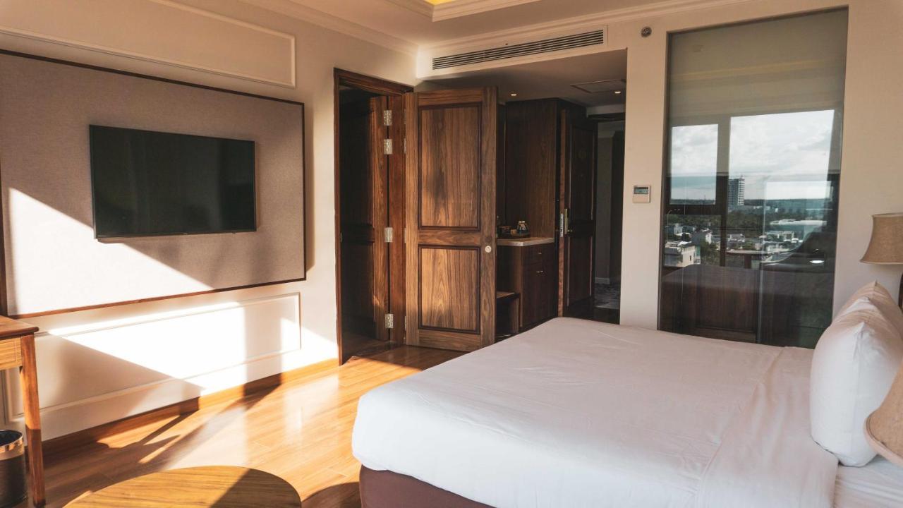 Phu Cuong Hotel Ca Mau Екстер'єр фото