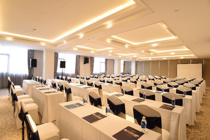 Phu Cuong Hotel Ca Mau Екстер'єр фото